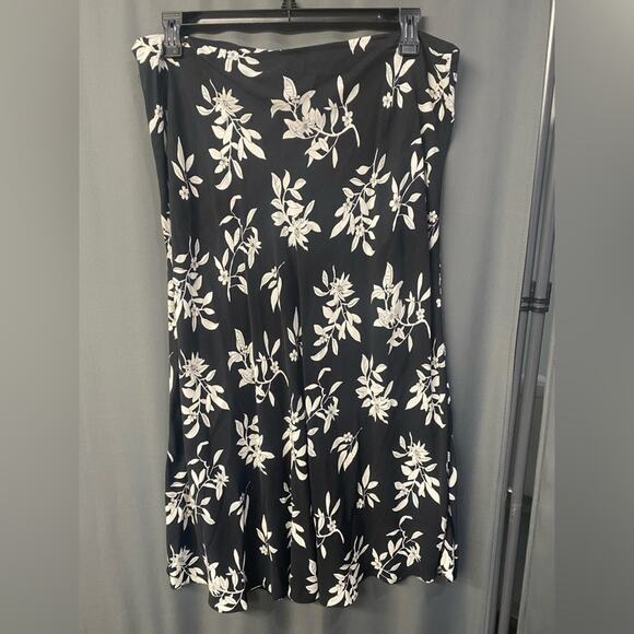 find made in Romania women’s plus size 3x skirt (b21) - Picture 2 of 7